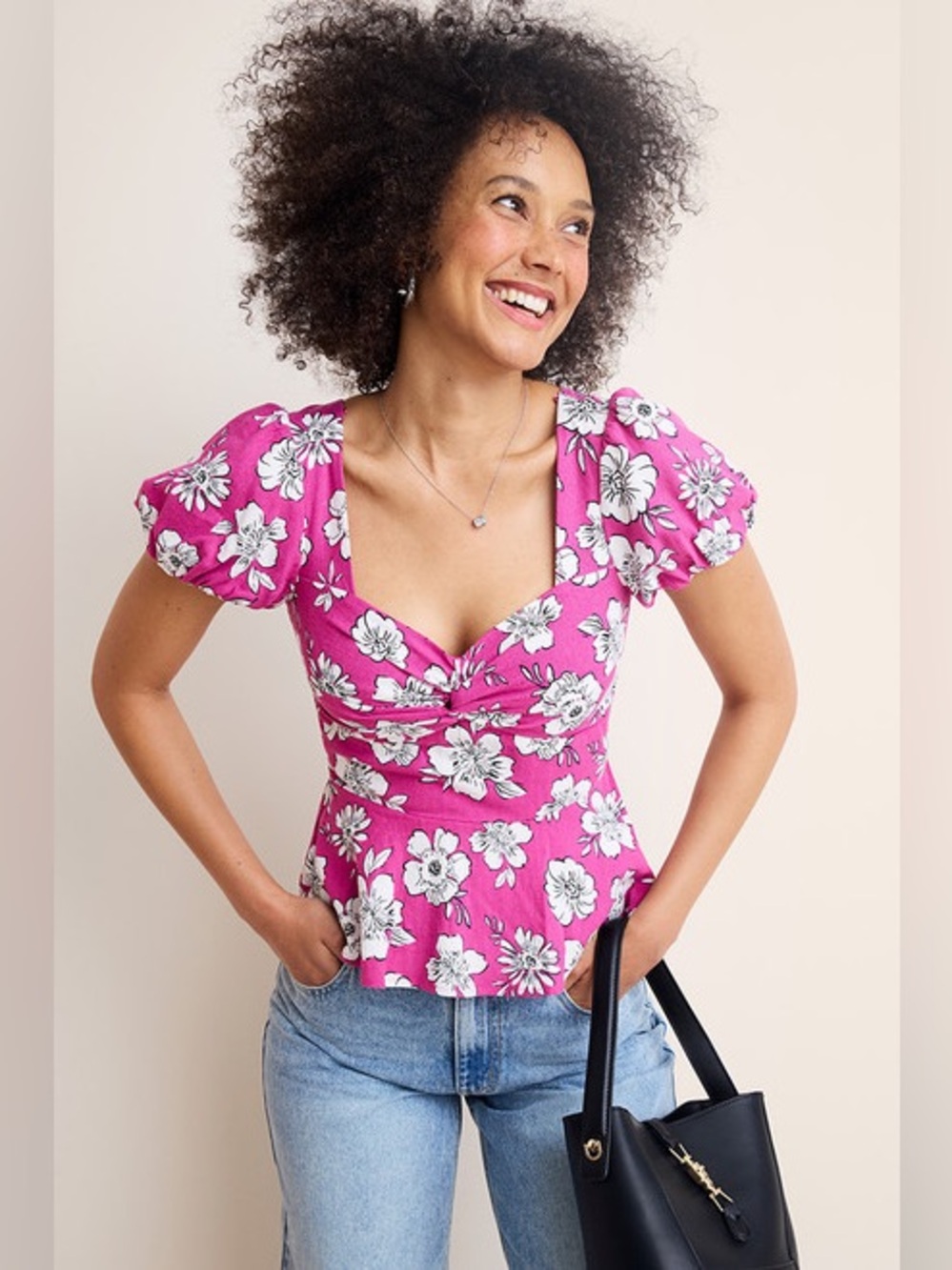 Pink Floral puff sleeve Sweetheart Peplum Top NWT Francesca’s
